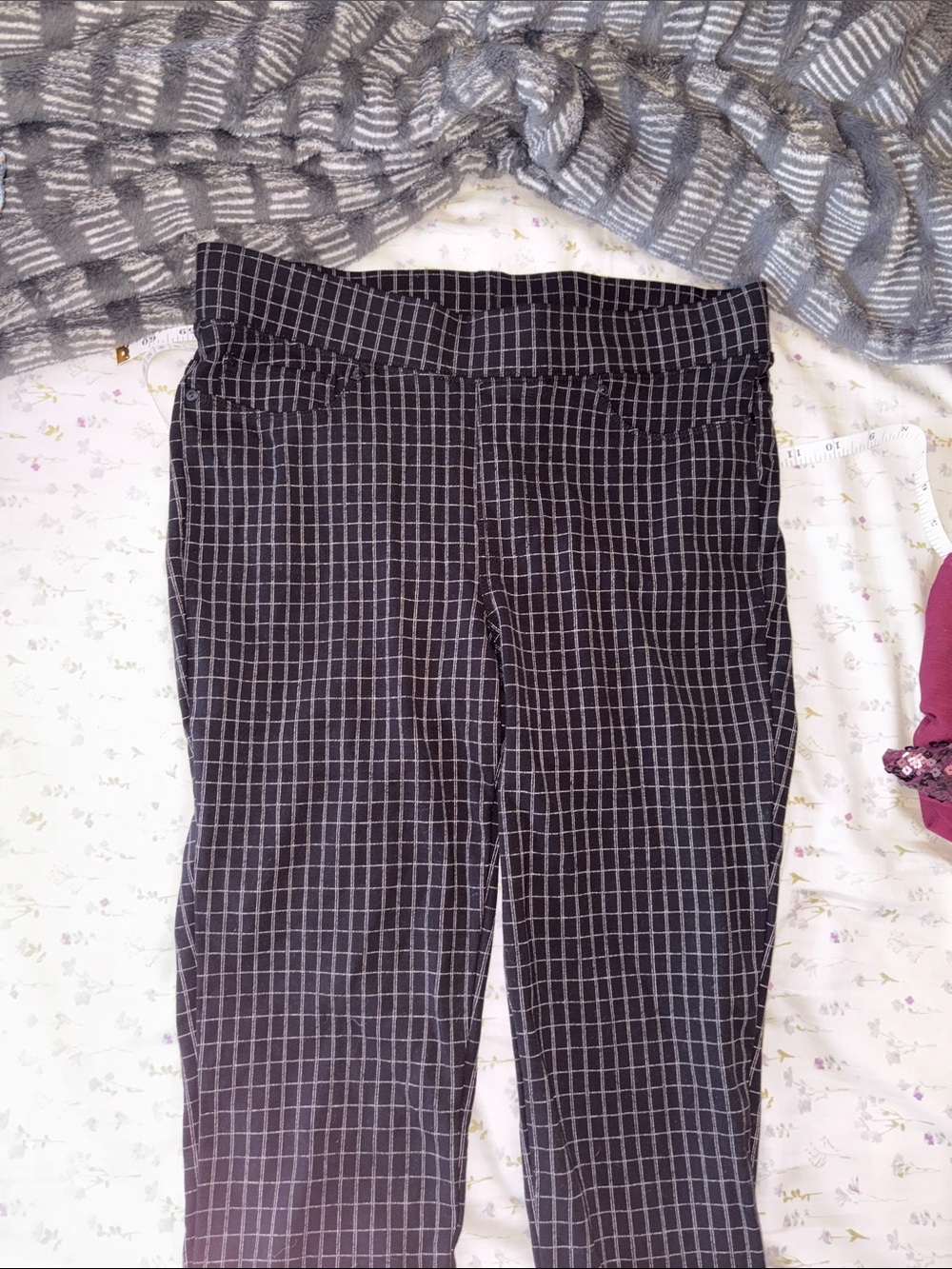 Seven7 Black Windowpane Skinny Ponte Pants